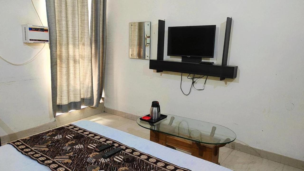 Sk Palace لاكناو المظهر الخارجي الصورة